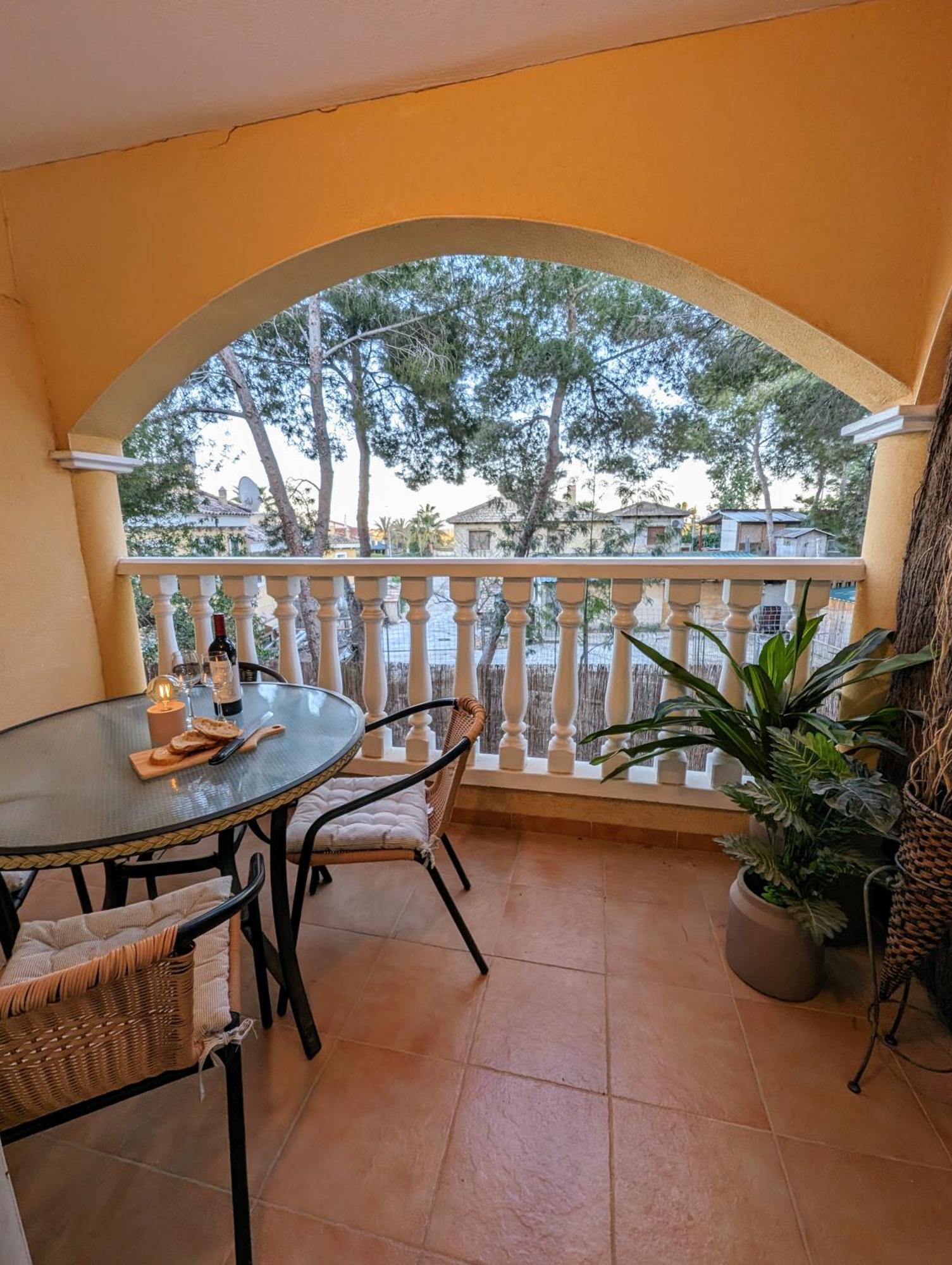 2 Bedroom Algorfa Townhouse With Pool Castillo de Montemar المظهر الخارجي الصورة