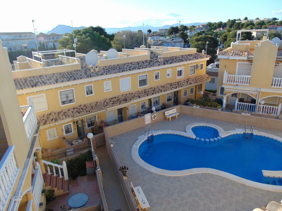 2 Bedroom Algorfa Townhouse With Pool Castillo de Montemar المظهر الخارجي الصورة